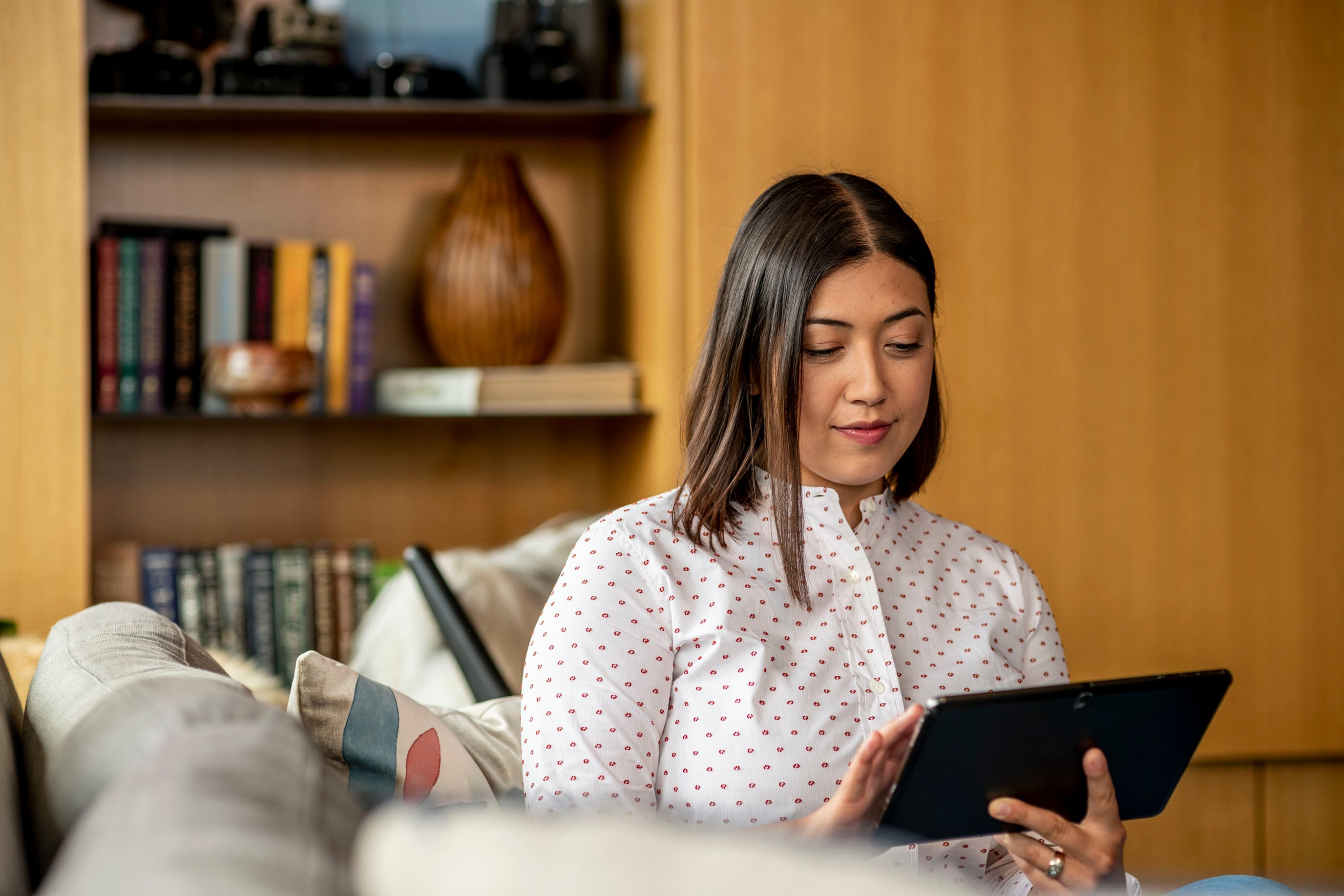 woman on ipad