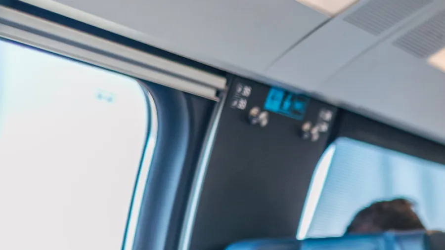 using mobile phone on public transportation